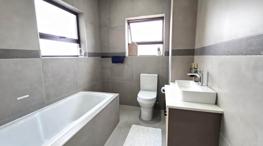 4 Bedroom Property for Sale in La Camargue Private Country Estate North West